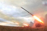российские войска начали обстреливать пригород Сум из ствольной артиллерии. Фото: YouTube