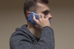 Мобільний телефон. Фото: скріншот YouTube-відео