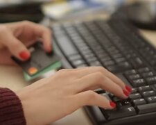 Денежный перевод. Фото: скриншот YouTube-видео